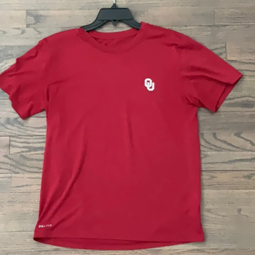 Jordan Men's Red Short Sleeve Tee